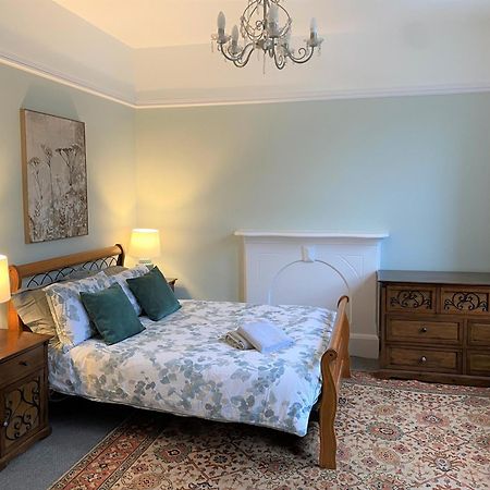 Villa With Park Views Close To Liverpool Centre Exterior photo