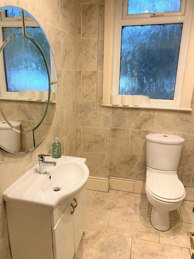 Villa With Park Views Close To Liverpool Centre Exterior photo