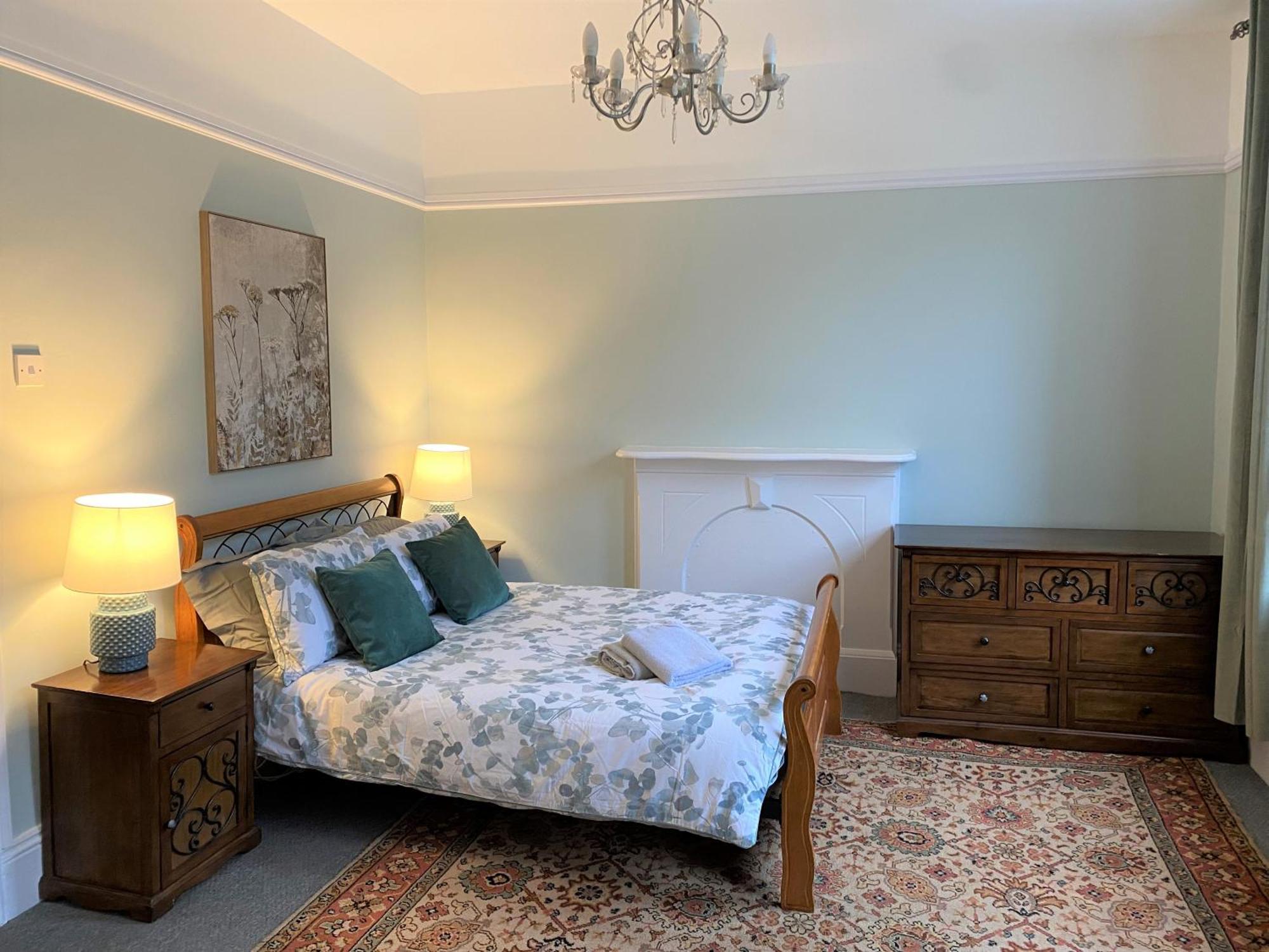 Villa With Park Views Close To Liverpool Centre Exterior photo